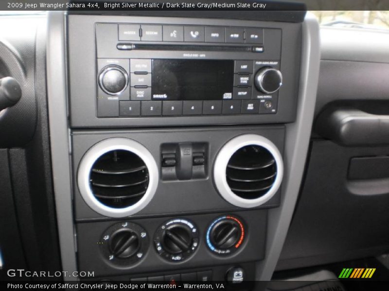 Bright Silver Metallic / Dark Slate Gray/Medium Slate Gray 2009 Jeep Wrangler Sahara 4x4