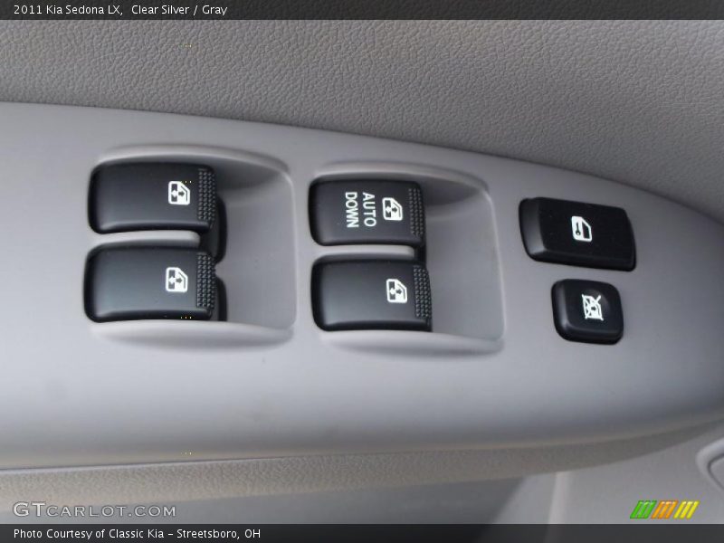Clear Silver / Gray 2011 Kia Sedona LX