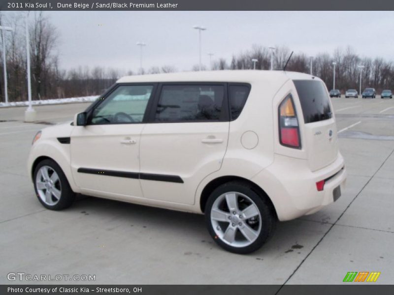 Dune Beige / Sand/Black Premium Leather 2011 Kia Soul !