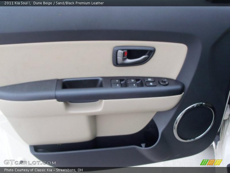 Door Panel of 2011 Soul !