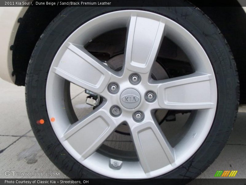 Dune Beige / Sand/Black Premium Leather 2011 Kia Soul !
