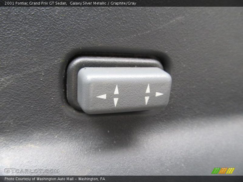 Galaxy Silver Metallic / Graphite/Gray 2001 Pontiac Grand Prix GT Sedan