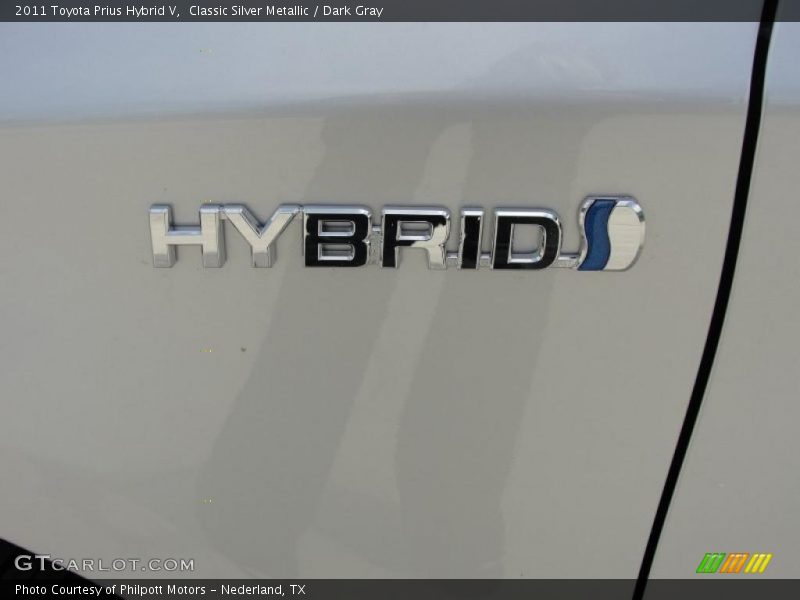  2011 Prius Hybrid V Logo