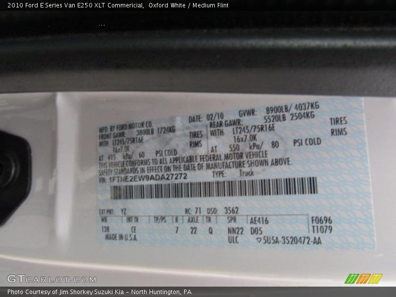 Oxford White / Medium Flint 2010 Ford E Series Van E250 XLT Commericial
