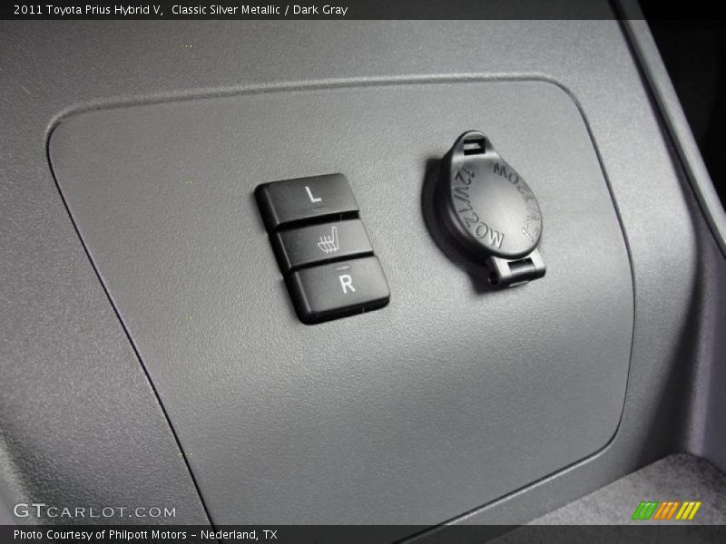 Classic Silver Metallic / Dark Gray 2011 Toyota Prius Hybrid V