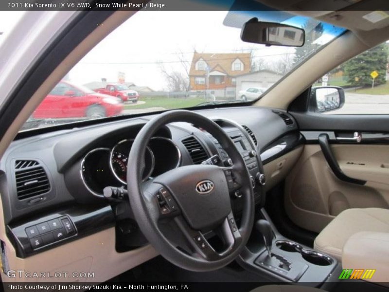 Snow White Pearl / Beige 2011 Kia Sorento LX V6 AWD