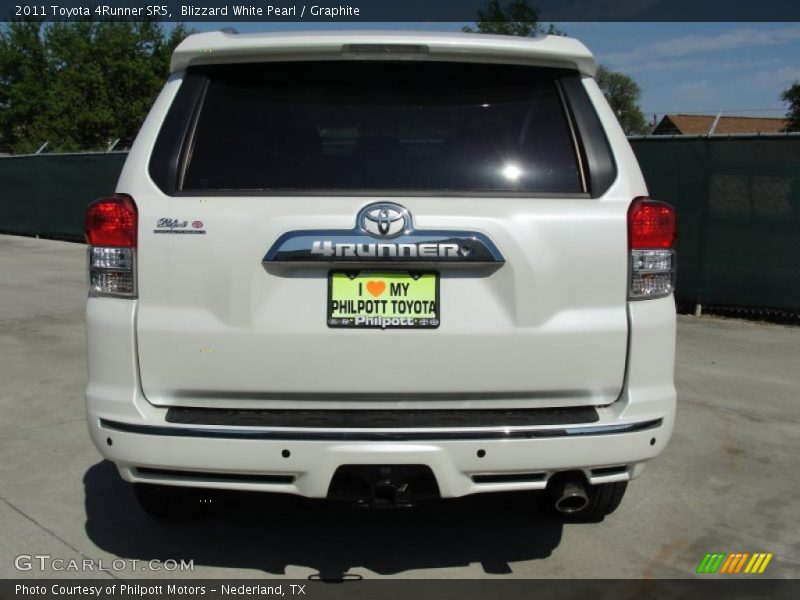 Blizzard White Pearl / Graphite 2011 Toyota 4Runner SR5