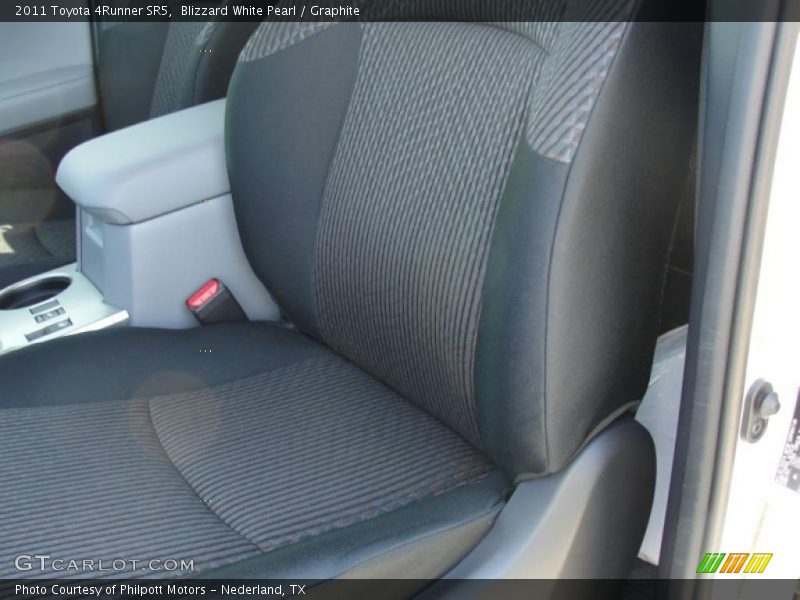 Blizzard White Pearl / Graphite 2011 Toyota 4Runner SR5