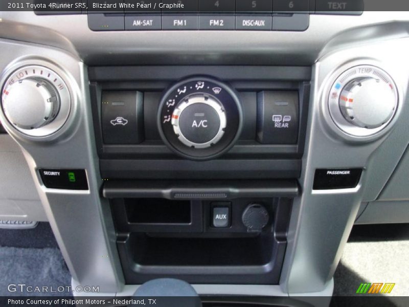Blizzard White Pearl / Graphite 2011 Toyota 4Runner SR5