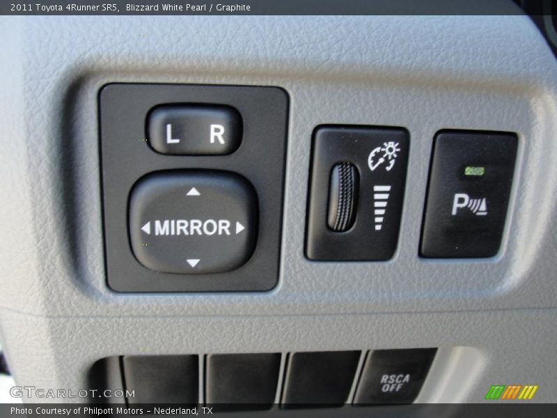 Blizzard White Pearl / Graphite 2011 Toyota 4Runner SR5