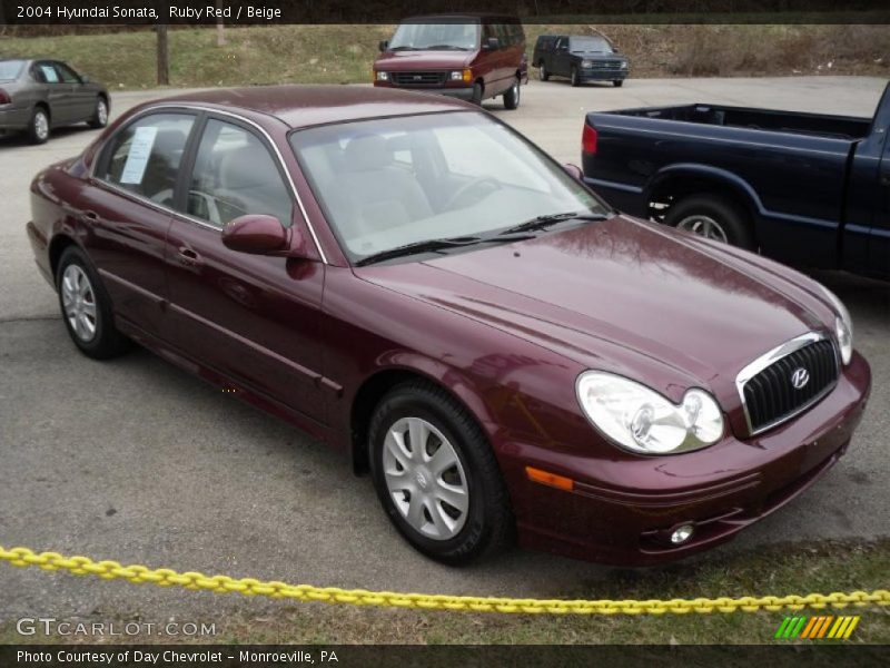 Ruby Red / Beige 2004 Hyundai Sonata