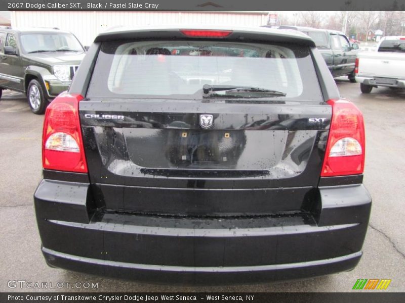 Black / Pastel Slate Gray 2007 Dodge Caliber SXT