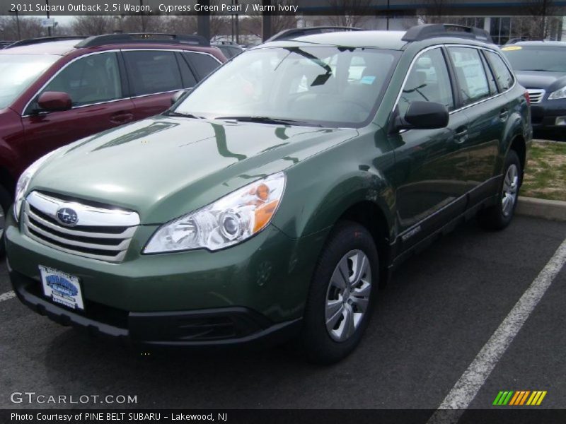 Cypress Green Pearl / Warm Ivory 2011 Subaru Outback 2.5i Wagon