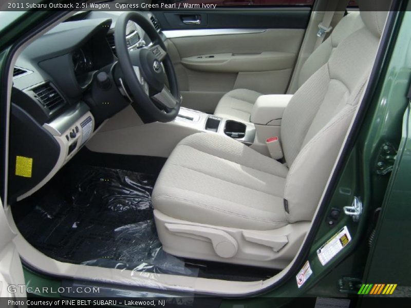  2011 Outback 2.5i Wagon Warm Ivory Interior