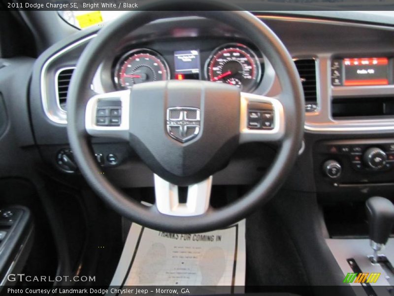 Bright White / Black 2011 Dodge Charger SE