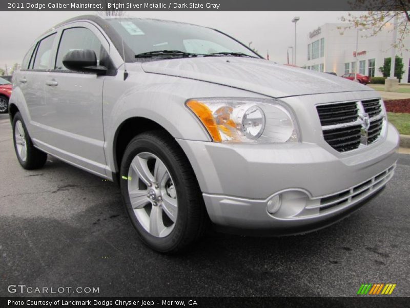 Bright Silver Metallic / Dark Slate Gray 2011 Dodge Caliber Mainstreet