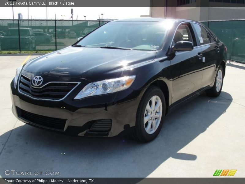 Black / Bisque 2011 Toyota Camry LE