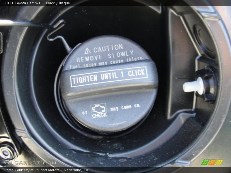 Black / Bisque 2011 Toyota Camry LE