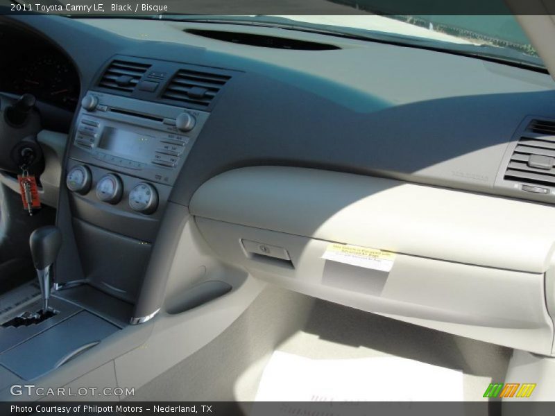 Black / Bisque 2011 Toyota Camry LE
