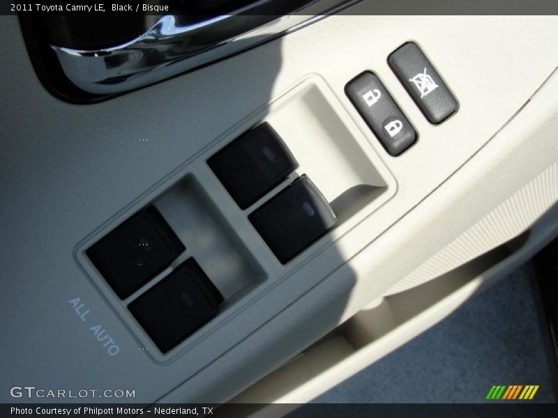 Black / Bisque 2011 Toyota Camry LE