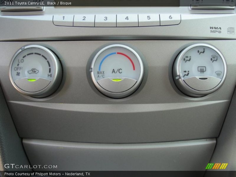 Black / Bisque 2011 Toyota Camry LE