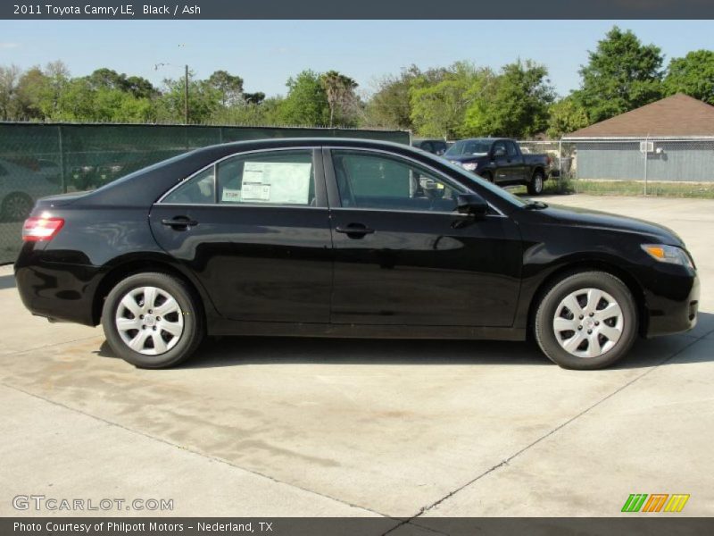 Black / Ash 2011 Toyota Camry LE