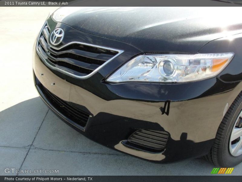 Black / Ash 2011 Toyota Camry LE