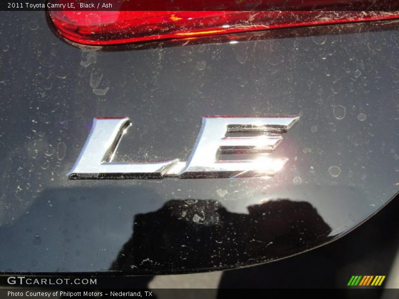 Black / Ash 2011 Toyota Camry LE