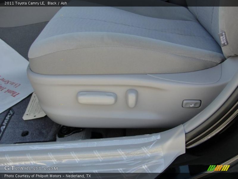 Black / Ash 2011 Toyota Camry LE