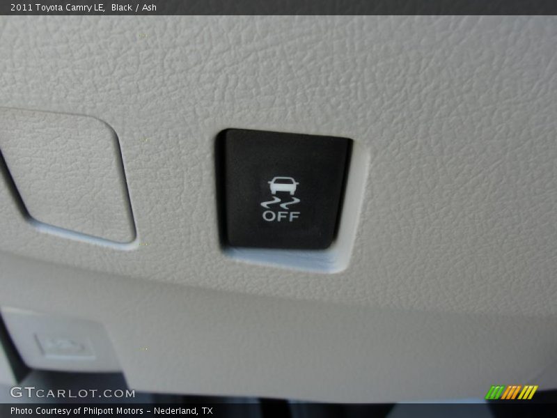 Black / Ash 2011 Toyota Camry LE