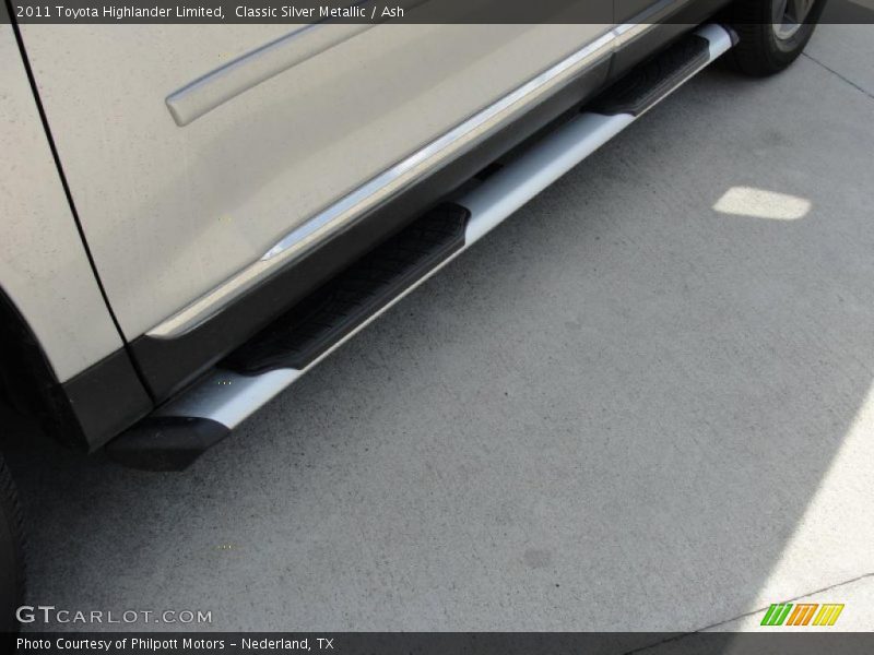 Classic Silver Metallic / Ash 2011 Toyota Highlander Limited