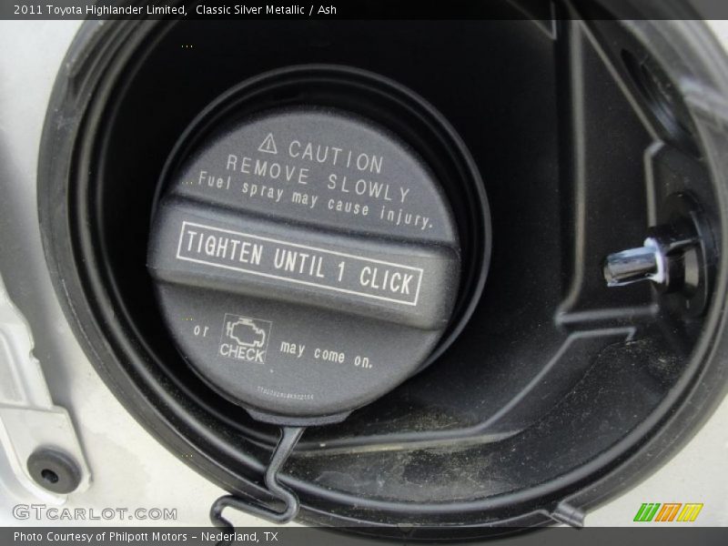 Classic Silver Metallic / Ash 2011 Toyota Highlander Limited