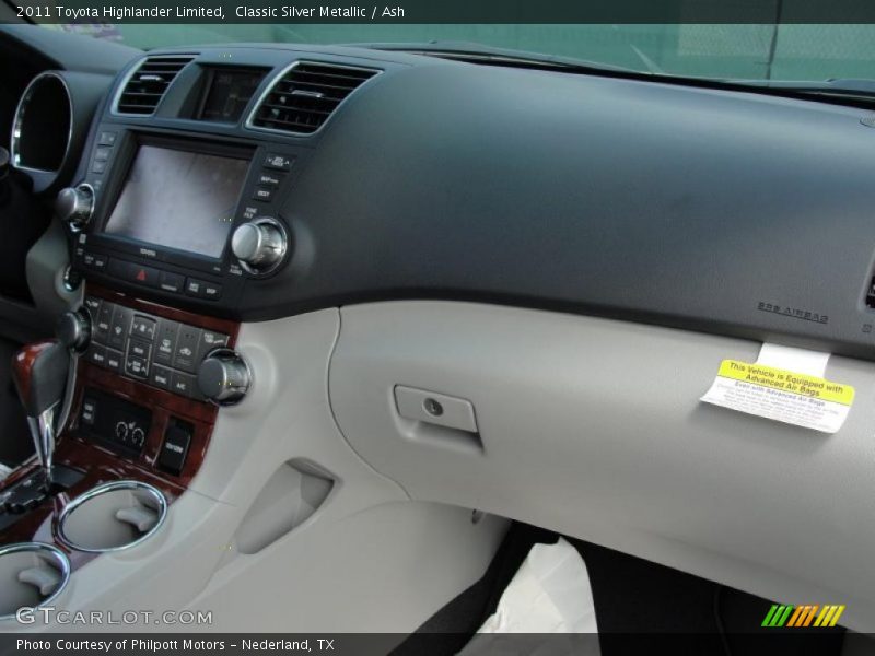Classic Silver Metallic / Ash 2011 Toyota Highlander Limited