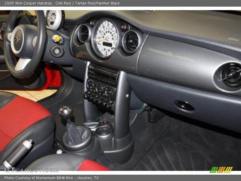 Chili Red / Tartan Red/Panther Black 2005 Mini Cooper Hardtop