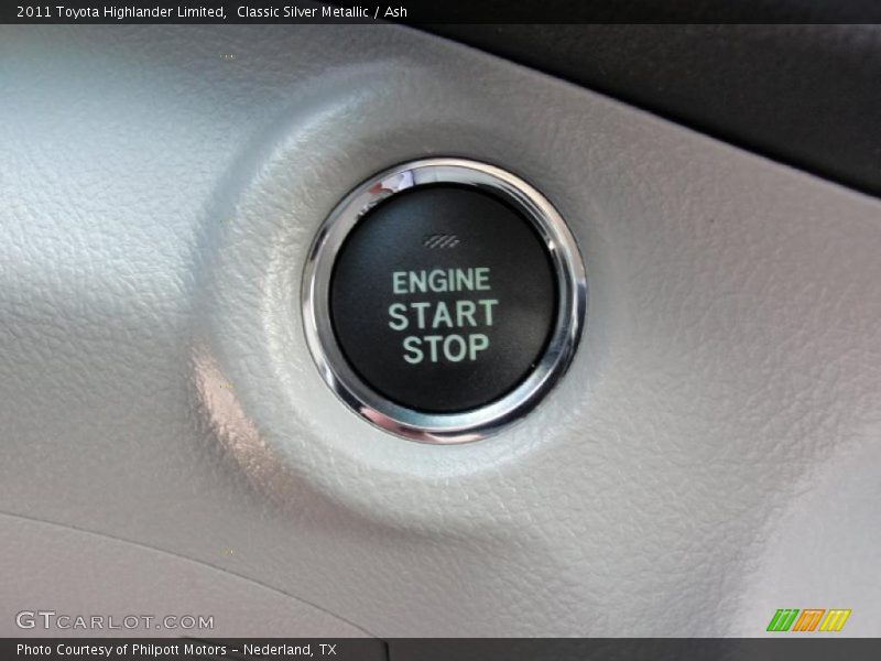 Classic Silver Metallic / Ash 2011 Toyota Highlander Limited