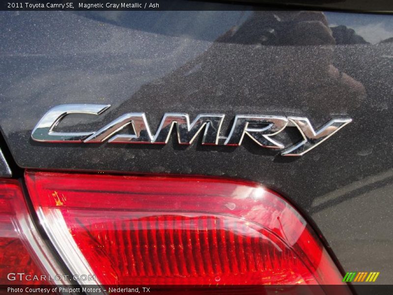 Magnetic Gray Metallic / Ash 2011 Toyota Camry SE