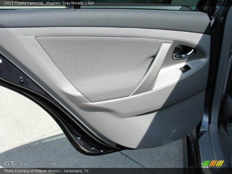 Magnetic Gray Metallic / Ash 2011 Toyota Camry SE