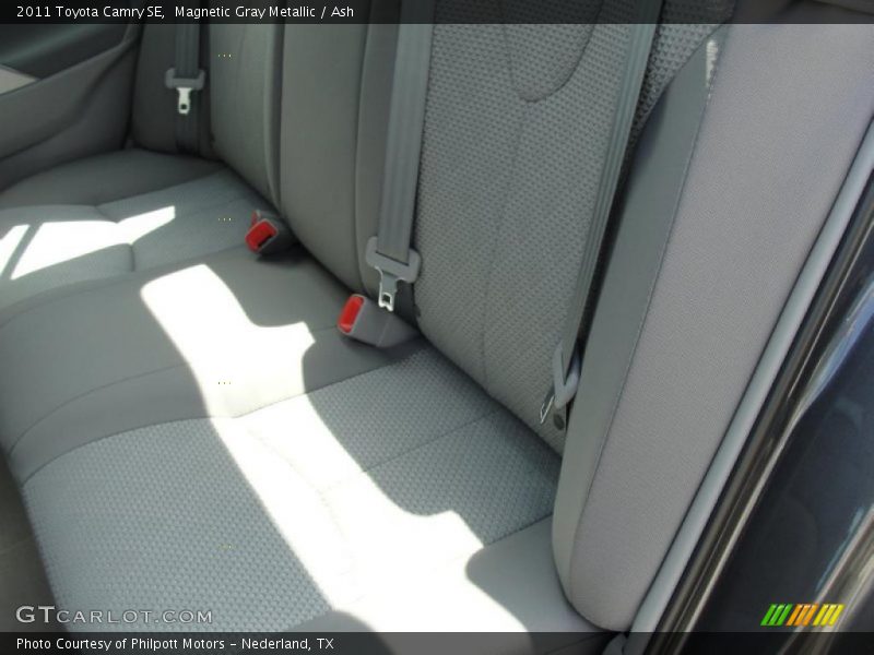 Magnetic Gray Metallic / Ash 2011 Toyota Camry SE