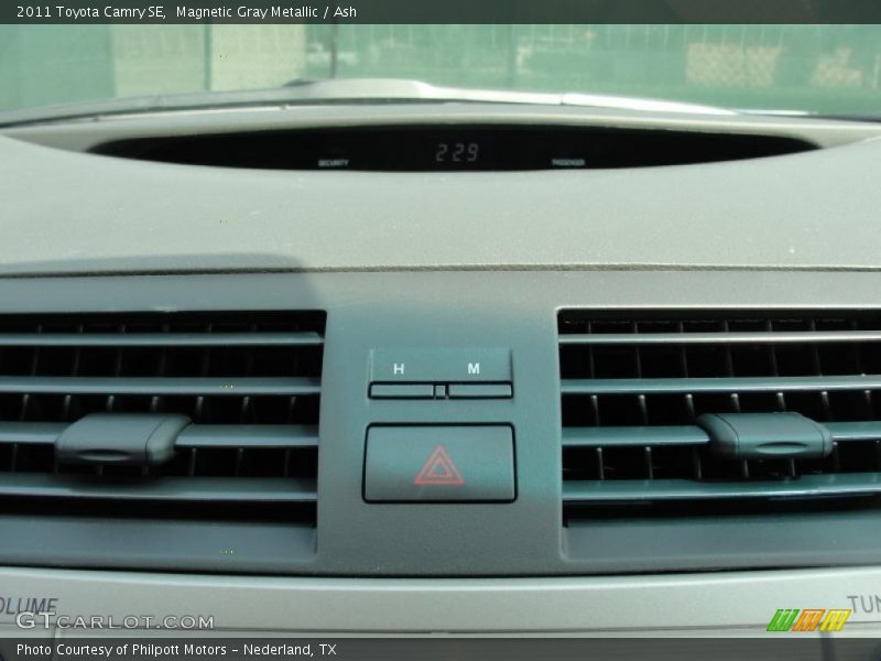 Magnetic Gray Metallic / Ash 2011 Toyota Camry SE
