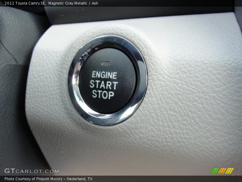 Magnetic Gray Metallic / Ash 2011 Toyota Camry SE