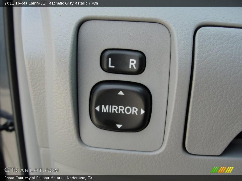 Magnetic Gray Metallic / Ash 2011 Toyota Camry SE