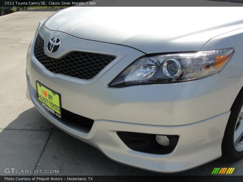 Classic Silver Metallic / Ash 2011 Toyota Camry SE