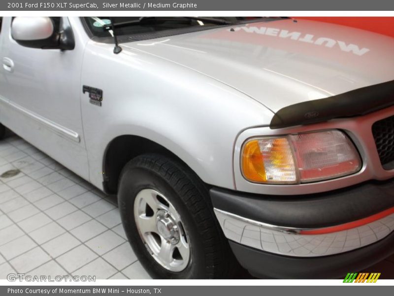 Silver Metallic / Medium Graphite 2001 Ford F150 XLT SuperCab