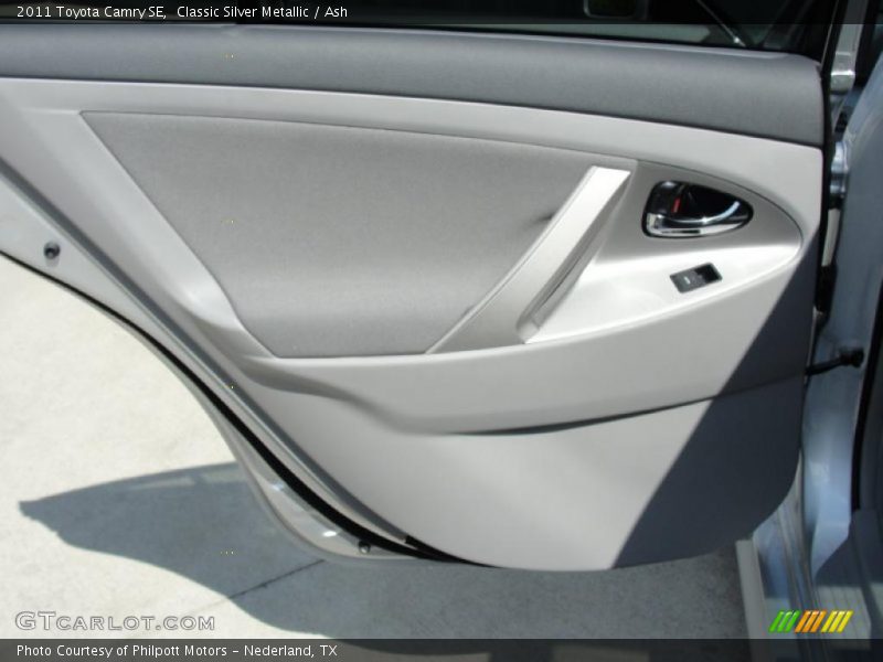 Classic Silver Metallic / Ash 2011 Toyota Camry SE