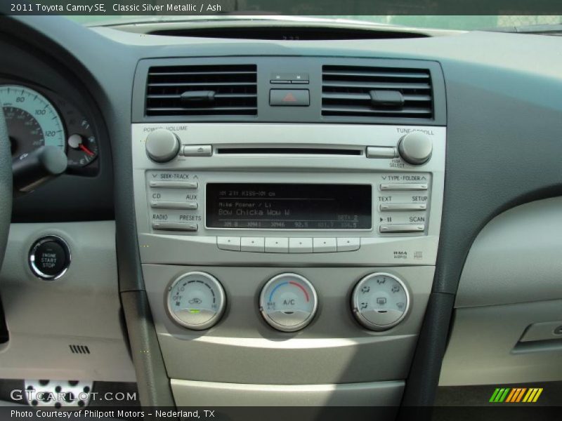 Classic Silver Metallic / Ash 2011 Toyota Camry SE