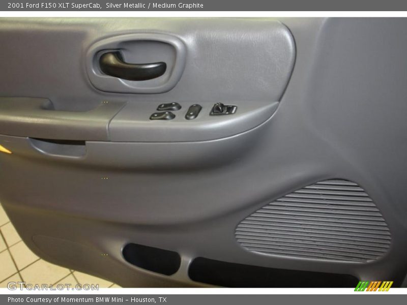 Silver Metallic / Medium Graphite 2001 Ford F150 XLT SuperCab