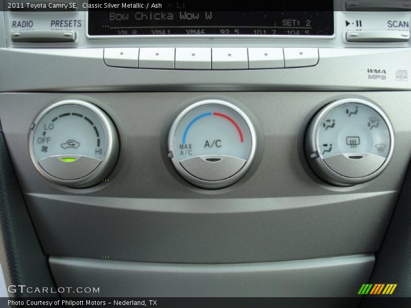 Classic Silver Metallic / Ash 2011 Toyota Camry SE