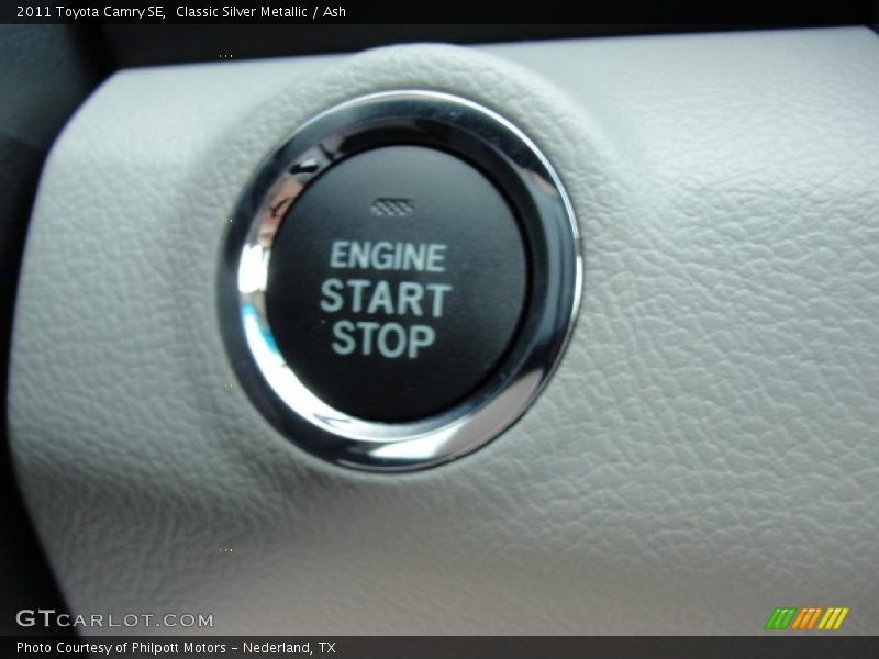 Classic Silver Metallic / Ash 2011 Toyota Camry SE