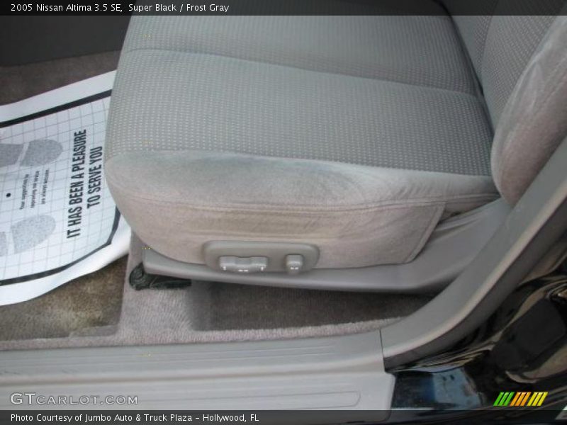 Super Black / Frost Gray 2005 Nissan Altima 3.5 SE