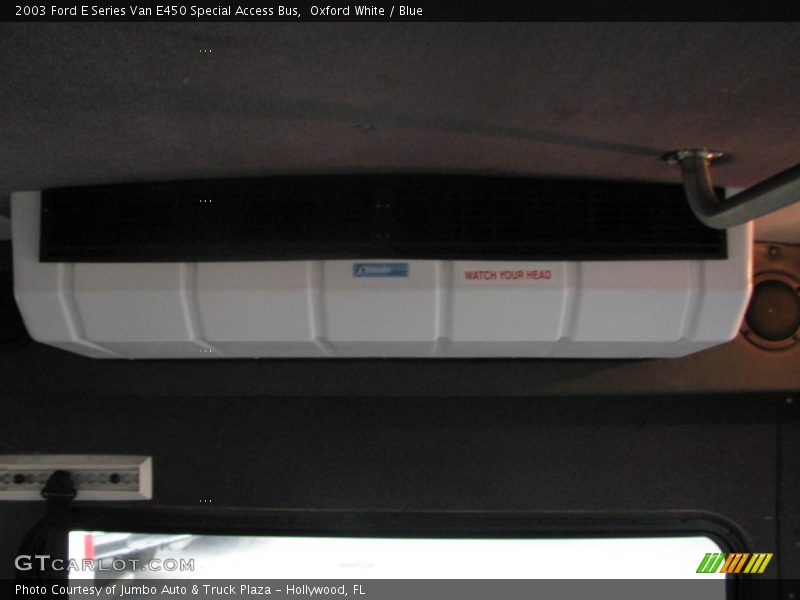 Oxford White / Blue 2003 Ford E Series Van E450 Special Access Bus